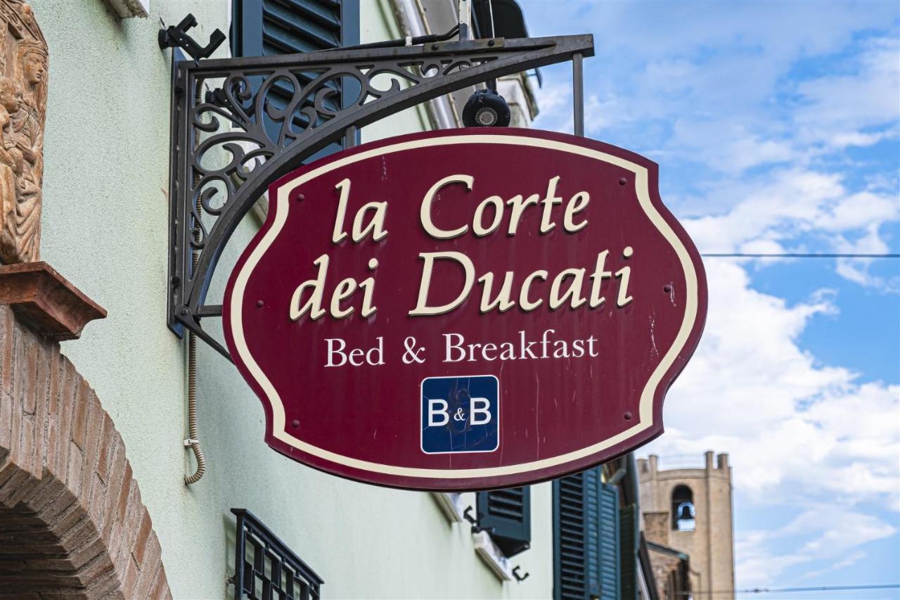 B&B Corte Dei Ducati Comacchio Esterno foto